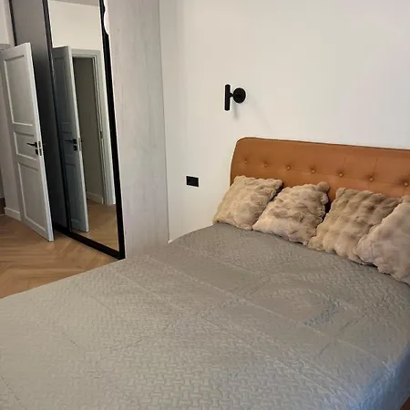 Cozy 2 -room In The Center Of - Lacplesa Apartment